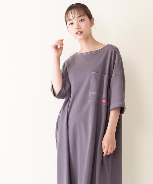 Dickies（ディッキーズ）の「【DICKIES/ディッキーズ】ミニ裏毛ビッグフィット（ビッグシルエット）Ｔシャツワンピース　5分丈　ワンポイントブランドロゴ　腰ポケット付き（ワンピース・レディース・ホワイト/グリーン/チャコールグレー・MEDIUM）」の15枚目の写真