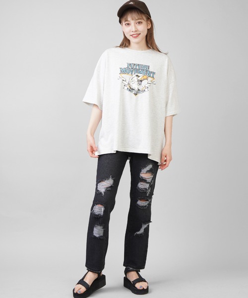 SPINNS（スピンズ）の「【ゆったりシルエット】古着風EAGLEデザイン 半袖Tシャツ（Tシャツ/カットソー・レディース・ベージュ/オートミール/スミクロ・ONESIZE）」の18枚目の写真