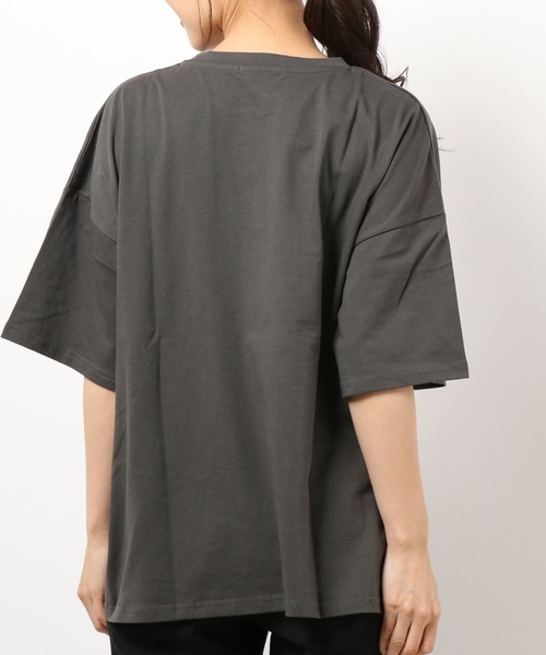 SPINNS（スピンズ）の「【ゆったりシルエット】古着風EAGLEデザイン 半袖Tシャツ（Tシャツ/カットソー・レディース・ベージュ/オートミール/スミクロ・ONESIZE）」の16枚目の写真