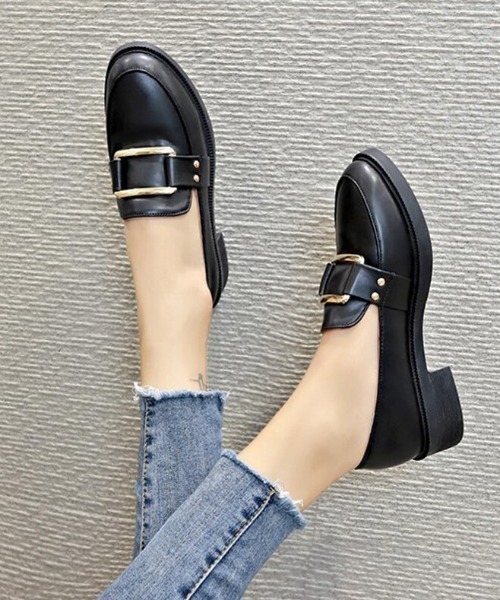 SFW（エスエフダブリュー）の「ビットモチーフの洗練されたデザイン フェミニン⇔マニッシュ ローファー（ローファー・レディース・ブラック/ベージュ・35/36/37/38/39）」の2枚目の写真