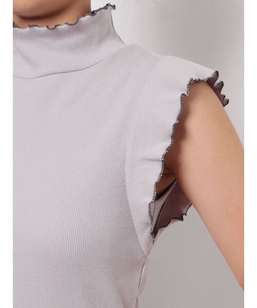 dazzlin（ダズリン）の「メローリブフレンチスリーブトップス（Tシャツ/カットソー・レディース・ブラック/ベージュ/グレー/グリーン・FREE）」の18枚目の写真