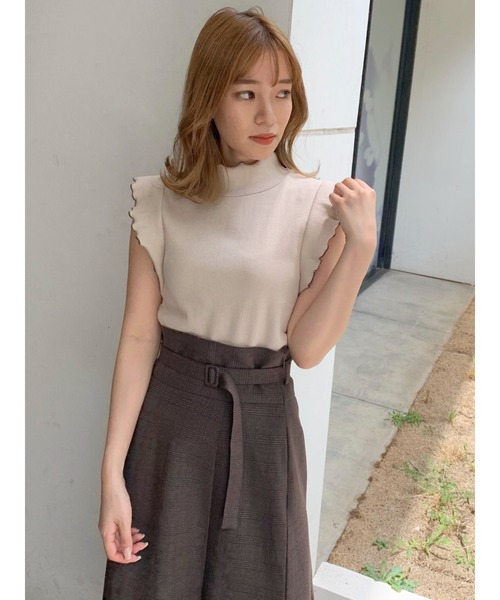 dazzlin（ダズリン）の「メローリブフレンチスリーブトップス（Tシャツ/カットソー・レディース・ブラック/ベージュ/グレー/グリーン・FREE）」の9枚目の写真