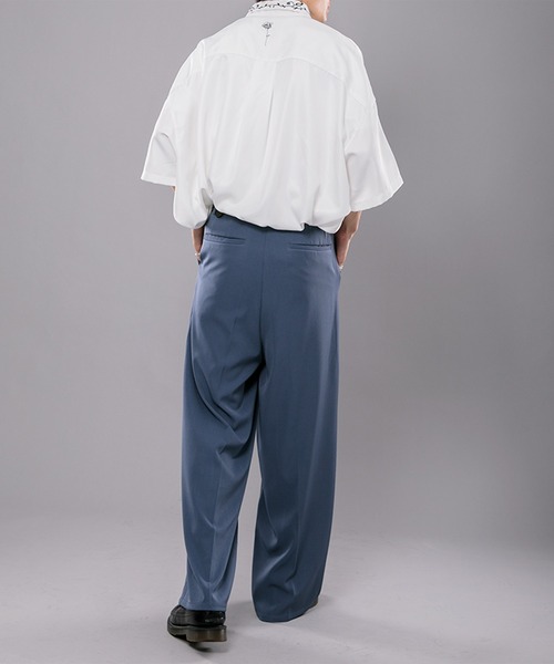 kutir(クティール)の「フラワー刺繍シャツ(シャツ/ブラウス・メンズ・ホワイト/ブラック/ダークグリーン・MEDIUM/LARGE)」の20枚目の写真