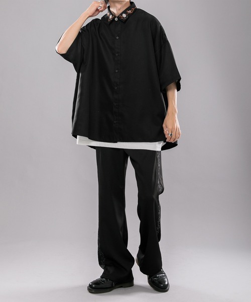 kutir(クティール)の「フラワー刺繍シャツ(シャツ/ブラウス・メンズ・ホワイト/ブラック/ダークグリーン・MEDIUM/LARGE)」の7枚目の写真