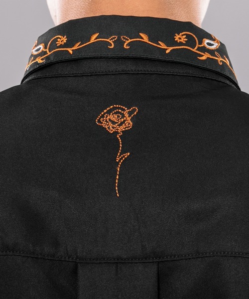 kutir(クティール)の「フラワー刺繍シャツ(シャツ/ブラウス・メンズ・ホワイト/ブラック/ダークグリーン・MEDIUM/LARGE)」の22枚目の写真