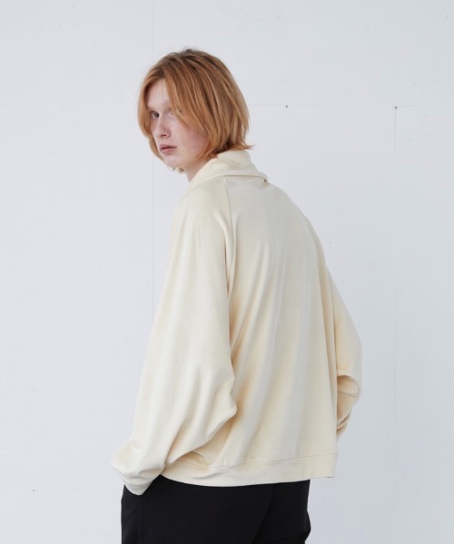 ln fortis（ロンフォルティス）の「ln fortis - ベロアタートルネックスウェット（スウェット・メンズ・ブラック/アイボリー・SMALL/MEDIUM）」の5枚目の写真