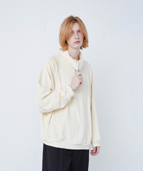 ln fortis（ロンフォルティス）の「ln fortis - ベロアタートルネックスウェット（スウェット・メンズ・ブラック/アイボリー・SMALL/MEDIUM）」の11枚目の写真