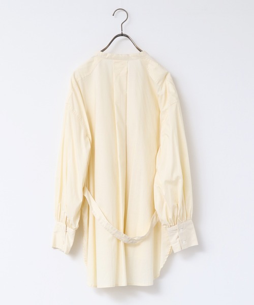 khakito(カーキト)の「袖ボリューム ワークシャツ(シャツ/ブラウス・レディース・ブラック/アイボリー・MEDIUM)」の6枚目の写真