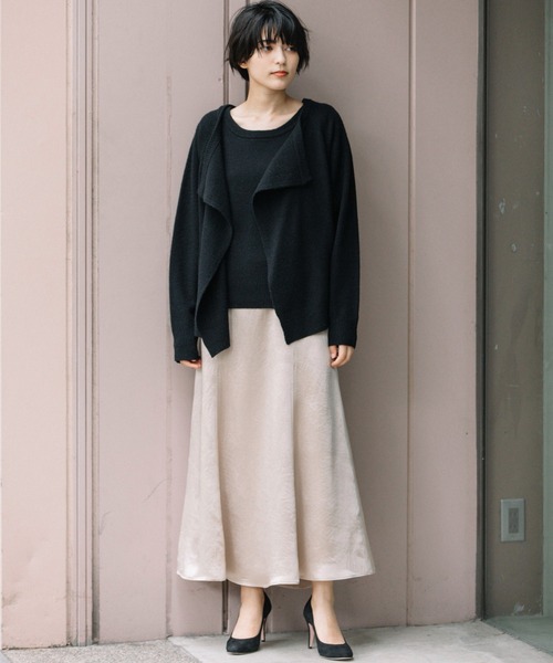 Munich（ミューニック）の「アセテートヴィンテージサテン　マーメイドマキシスカート（スカート・レディース・ベージュ/ブラック/ブラウン・XS/M/S）」の4枚目の写真