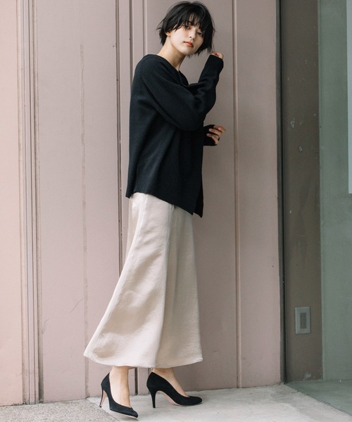 Munich（ミューニック）の「アセテートヴィンテージサテン　マーメイドマキシスカート（スカート・レディース・ベージュ/ブラック/ブラウン・XS/M/S）」の5枚目の写真