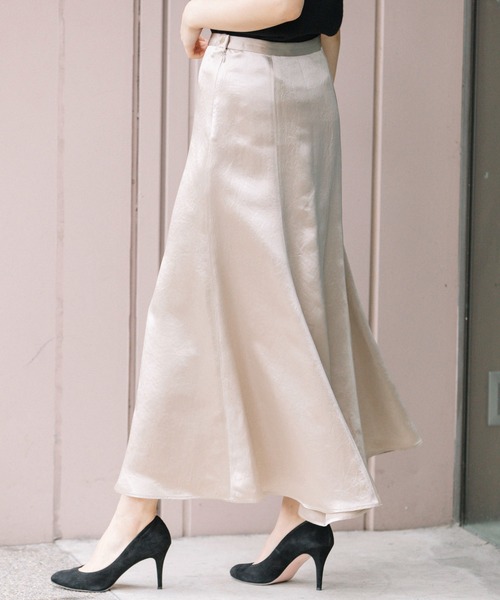 Munich（ミューニック）の「アセテートヴィンテージサテン　マーメイドマキシスカート（スカート・レディース・ベージュ/ブラック/ブラウン・XS/M/S）」の13枚目の写真