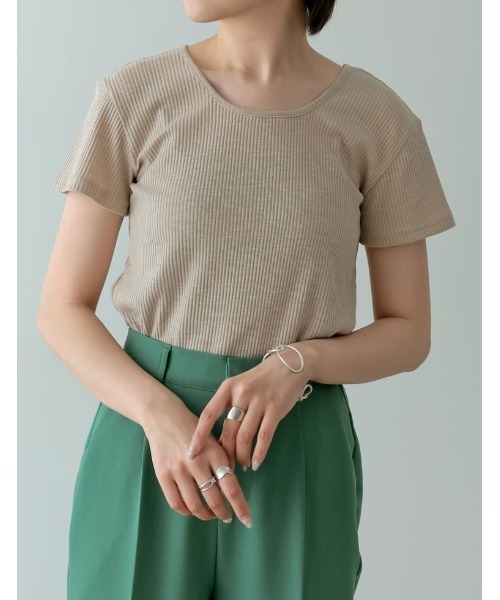 スクエアネックスラブリブトップス