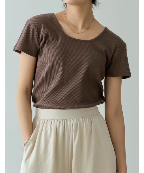 スクエアネックスラブリブトップス