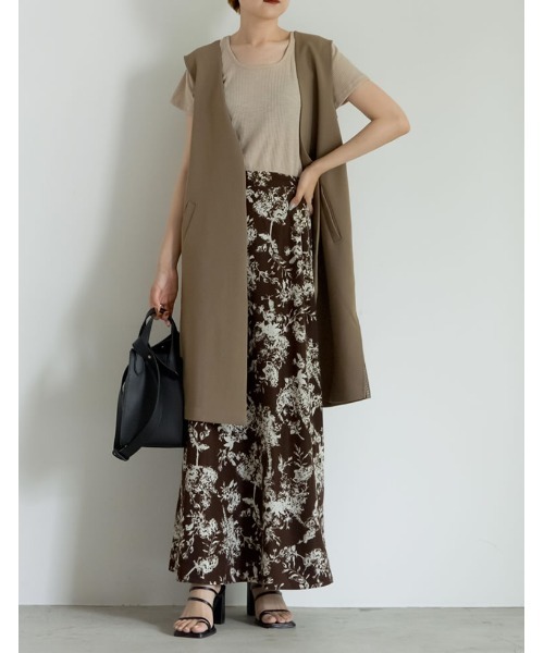 スクエアネックスラブリブトップス