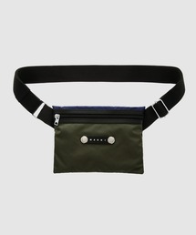 HACKNEY / フラットクロスボディバッグ