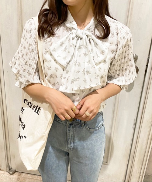 apres jour（アプレジュール）の「袖プリーツブラウス【ZOZOTOWN限定アイテム】【7AP】（シャツ/ブラウス・レディース・ホワイト系その他/オフホワイト/アイボリー/モカ・フリー/X-LARGE）」の3枚目の写真