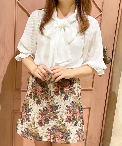 apres jour（アプレジュール）の「袖プリーツブラウス【ZOZOTOWN限定アイテム】【7AP】（シャツ/ブラウス・レディース・ホワイト系その他/オフホワイト/アイボリー/モカ・フリー/X-LARGE）」の7枚目の写真