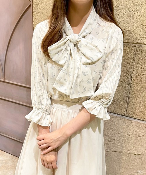 apres jour（アプレジュール）の「袖プリーツブラウス【ZOZOTOWN限定アイテム】【7AP】（シャツ/ブラウス・レディース・ホワイト系その他/オフホワイト/アイボリー/モカ・フリー/X-LARGE）」の15枚目の写真