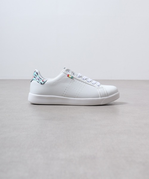 Arnold Palmer(アーノルドパーマー)の「AP軽量ロゴコートスニーカー(スニーカー・レディース・ホワイト/ブラック/ホワイト×グリーン/ホワイト×ピンク・25/24.5/24/23.5/22.5/23)」の18枚目の写真