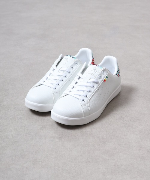 Arnold Palmer(アーノルドパーマー)の「AP軽量ロゴコートスニーカー(スニーカー・レディース・ホワイト/ブラック/ホワイト×グリーン/ホワイト×ピンク・25/24.5/24/23.5/22.5/23)」の15枚目の写真