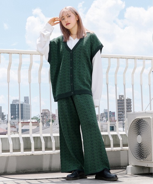 Ellno Loset(エルノロゼット)の「ジオメ柄ワイドパンツ(セットアップ対応)(その他パンツ・メンズ・ブラック/ダークグリーン・MEDIUM/LARGE)」の4枚目の写真