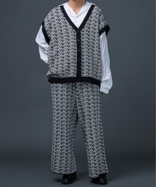 Ellno Loset(エルノロゼット)の「ジオメ柄ワイドパンツ(セットアップ対応)(その他パンツ・メンズ・ブラック/ダークグリーン・MEDIUM/LARGE)」の11枚目の写真