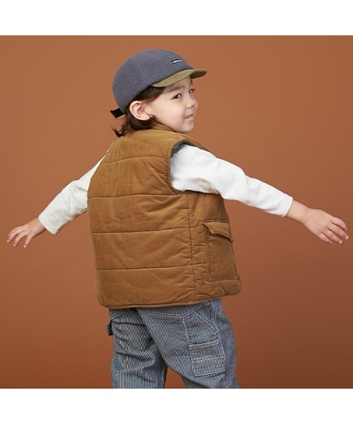 petit main(プティマイン)の「中綿ベスト(ベスト・キッズ・ブルー/ベージュ・S/M)」の21枚目の写真