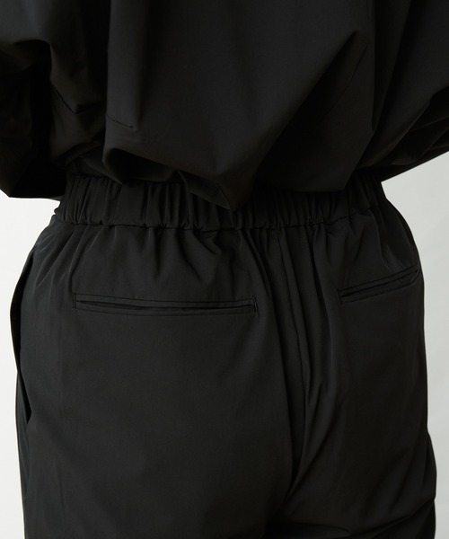 AZUL ENCANTO（アズールエンカント）の「ストレッチタックテーパードパンツ（その他パンツ・レディース・ブラック/ネイビー・FREE）」の20枚目の写真