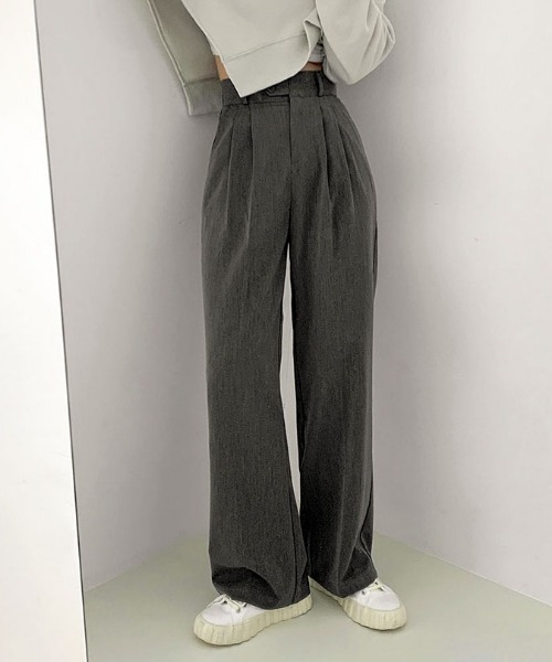 BEIDELLI（ベイデリー）の「[BELLIDE MADE] ハイウエストタックスラックス（スラックス・レディース・チャコールグレー/ベージュ・SMALL/MEDIUM）」の3枚目の写真