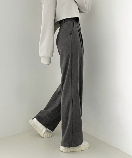 BEIDELLI（ベイデリー）の「[BELLIDE MADE] ハイウエストタックスラックス（スラックス・レディース・チャコールグレー/ベージュ・SMALL/MEDIUM）」の4枚目の写真