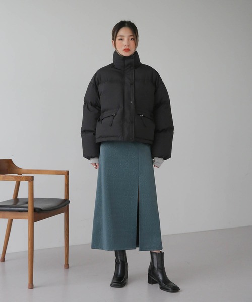 UNE MANSION（ユヌマンション）の「[UNEORIGINAL]スリットレザーロングスカート（スカート・レディース・ブラック/ブルー/キャメル/クリーム/ライトグレー・SMALL/MEDIUM）」の14枚目の写真