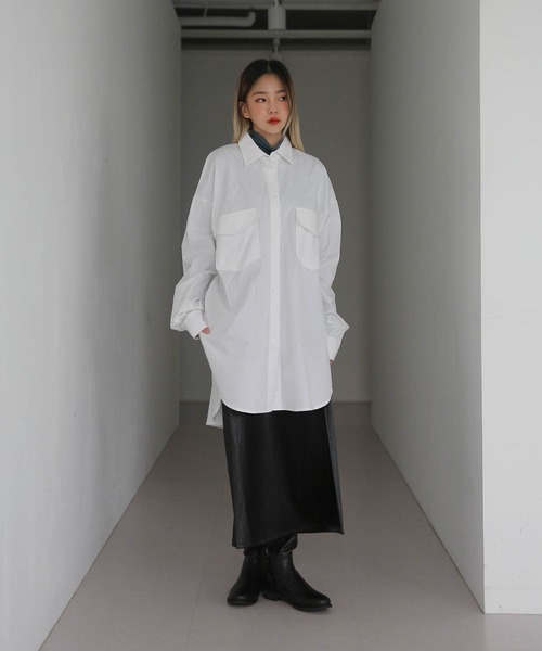 UNE MANSION（ユヌマンション）の「[UNEORIGINAL]スリットレザーロングスカート（スカート・レディース・ブラック/ブルー/キャメル/クリーム/ライトグレー・SMALL/MEDIUM）」の20枚目の写真