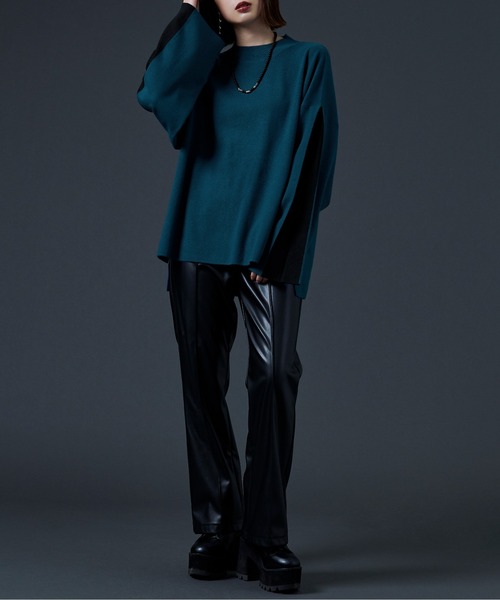 Ellno Loset(エルノロゼット)の「アームスリットバイカラーニット(ニット/セーター・メンズ・ブラック/ブルー系その他・MEDIUM/LARGE)」の14枚目の写真