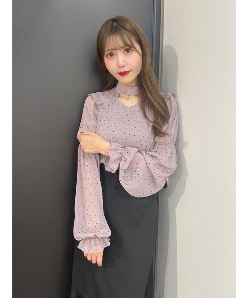 EATME（イートミー）の「シャーリングデコルテブラウス（シャツ/ブラウス・レディース・アイボリー/ブラック/ラベンダー・FREE）」の6枚目の写真