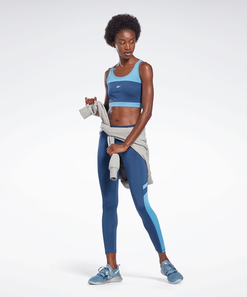 Reebok（リーボック）の「ワークアウト レディ メッシュ ブラレット / Workout Ready Mesh Bralette（スポーツブラ・レディース・ブルー/ブラック・SMALL/MEDIUM/LARGE/X-LARGE/X-SMALL）」の7枚目の写真