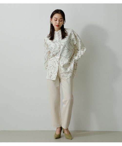 AZUL by moussy(アズールバイマウジー)の「LINE DRAWING PRINT SH/ラインドローイングプリントシャツ(Tシャツ/カットソー・レディース・ブラック系その他/ホワイト系その他/グリーン系その他2・MEDIUM/SMALL)」の6枚目の写真