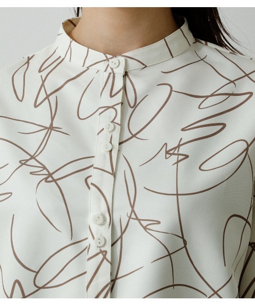 AZUL by moussy(アズールバイマウジー)の「LINE DRAWING PRINT SH/ラインドローイングプリントシャツ(Tシャツ/カットソー・レディース・ブラック系その他/ホワイト系その他/グリーン系その他2・MEDIUM/SMALL)」の10枚目の写真