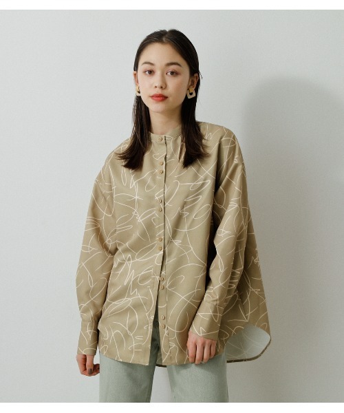 AZUL by moussy(アズールバイマウジー)の「LINE DRAWING PRINT SH/ラインドローイングプリントシャツ(Tシャツ/カットソー・レディース・ブラック系その他/ホワイト系その他/グリーン系その他2・MEDIUM/SMALL)」の22枚目の写真