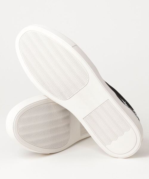 TMT(ティーエムティー)の「TMT YOURS PATTERN CANVAS SLIP-ON(スニーカー・メンズ・ブラック/ホワイト・9.5inch/7.5inch/8.5inch)」の3枚目の写真