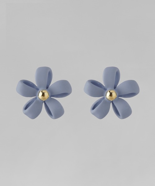 ANEMONE（アネモネ）の「マットカラーフラワーピアス（ピアス（両耳用）・レディース・ブルー/ピンク/ブラウン/ホワイト・FREE）」の7枚目の写真