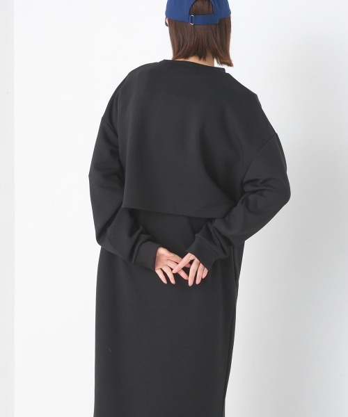 OMNES（オムネス）の「ダンボールニットショートプルオーバーVネックジャンスカセット（ジャンパースカート・レディース・アイボリー/グレイッシュベージュ/ブラック/ラベンダー/ベージュ/モカ/カーキ・FREE）」の22枚目の写真