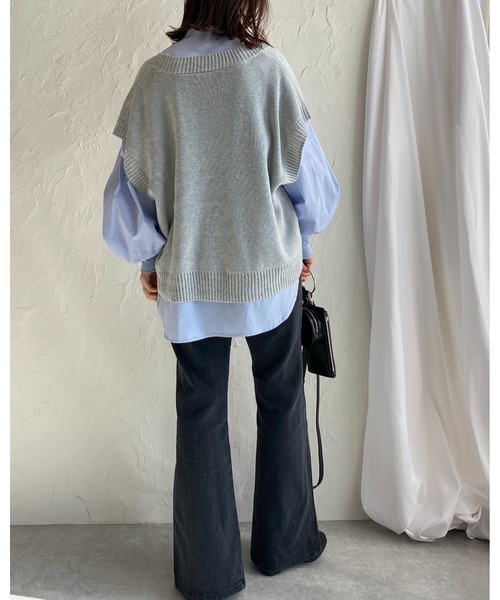 She's Closet（シーズクローゼット）の「スタンドカラーボリュームスリーブショルダータック長袖ブラウス（シャツ/ブラウス・レディース・ホワイト/ブラック/ピンク/ブルー/ライトベージュ/オレンジ/スモークピンク/オリーブ/グレイッシュベージュ・FREE）」の21枚目の写真