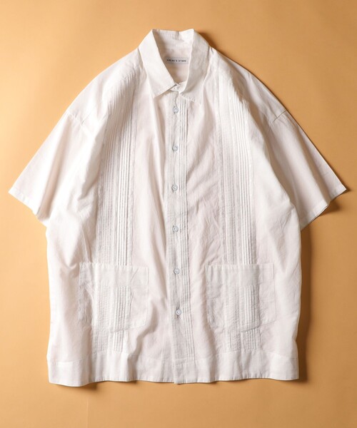 FREAK'S STORE（フリークスストア）の「WEB限定 リラックスフィット ピンタックキューバシャツ（シャツ/ブラウス・メンズ・ホワイト/サックスブルー/ブラック/グリーン/ベージュ・LARGE/MEDIUM/SMALL）」の7枚目の写真