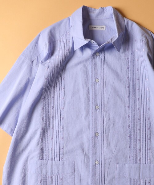 FREAK'S STORE（フリークスストア）の「WEB限定 リラックスフィット ピンタックキューバシャツ（シャツ/ブラウス・メンズ・ホワイト/サックスブルー/ブラック/グリーン/ベージュ・LARGE/MEDIUM/SMALL）」の5枚目の写真