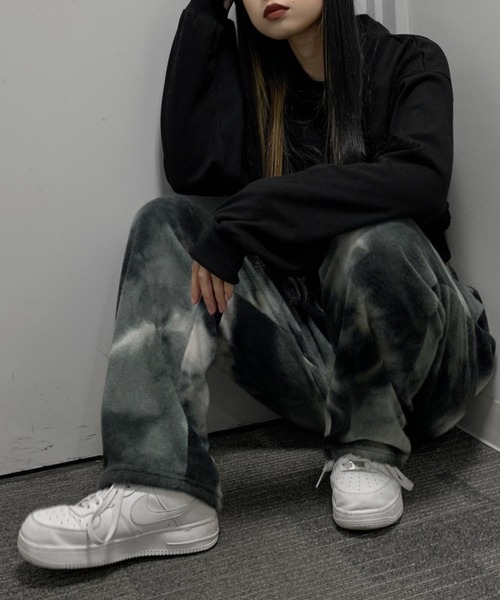 LVEU.(ラブユ.)の「Sweat skirt setup / スウェットスカートセットアップ(セットアップ・レディース・ブラック・FREE)」の16枚目の写真