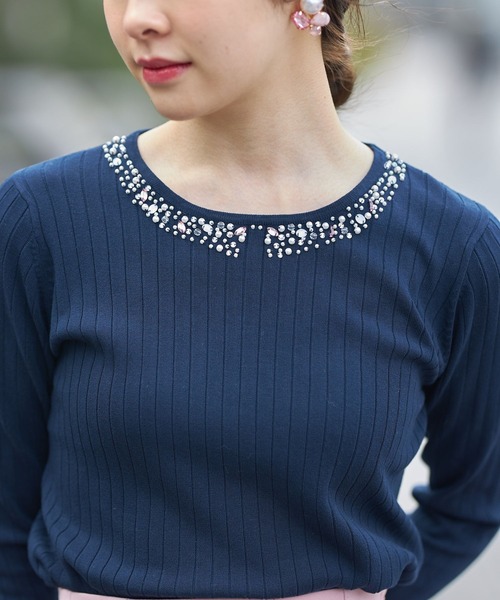 tocco closet（トッコ　クローゼット）の「パールビジュー装飾ワイドリブニットプルオーバー（Tシャツ/カットソー・レディース・ネイビー/ラベンダー・M）」の19枚目の写真