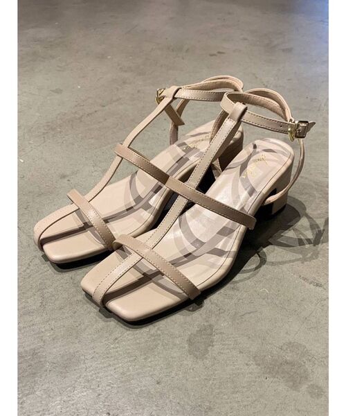 dazzlin（ダズリン）の「スリムストラップサンダル（サンダル・レディース・ベージュ/ラベンダー/キャメル・SMALL/MEDIUM/LARGE）」の2枚目の写真