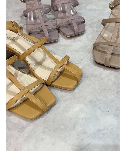dazzlin（ダズリン）の「スリムストラップサンダル（サンダル・レディース・ベージュ/ラベンダー/キャメル・SMALL/MEDIUM/LARGE）」の17枚目の写真