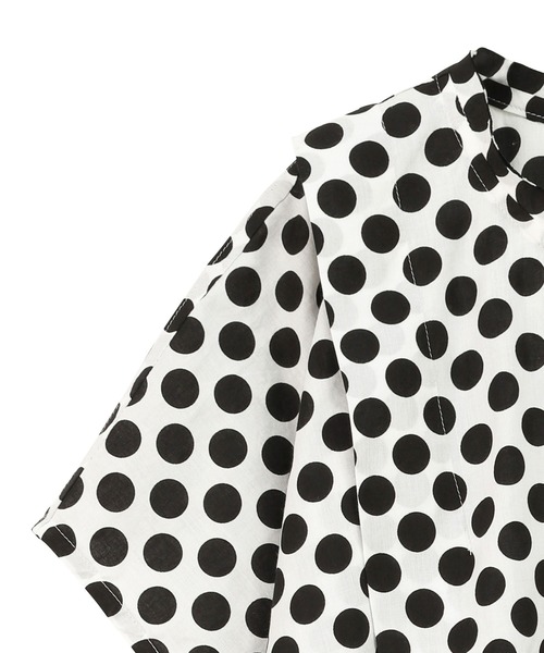 ZUCCA 黒・白ドット 半袖ブラウス 美品 送料無料〕 zucca ズッカ ブラック ドット プリント