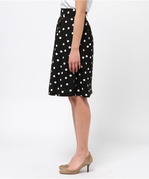 La TOTALITE（ラトータリテ）の「ニジュウオリドットスカート。（スカート・レディース・ブラック/ホワイト・36/38）」の4枚目の写真